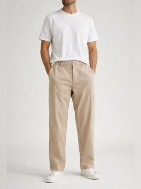 Zara Men's Lyocell Blend Pants Beige
Elastic Waist Straight Fit. Size 31”